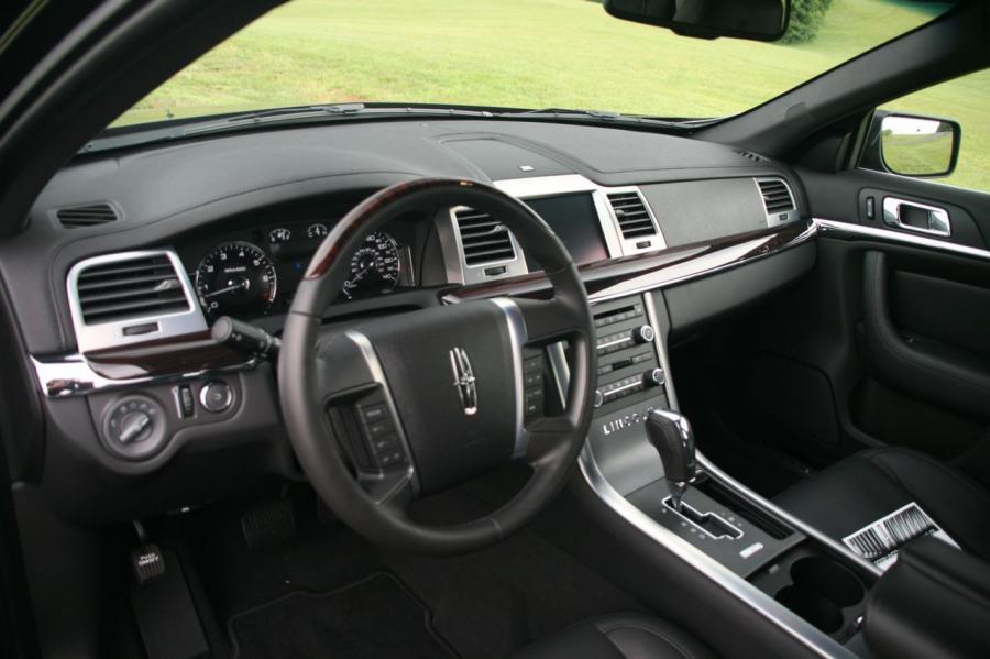  Lincoln MKS 2008 года  (фото 46 из 284)